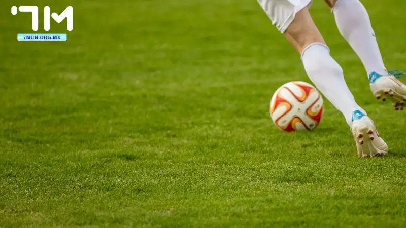 Có bao nhiêu loại chiến thuật bóng đá?