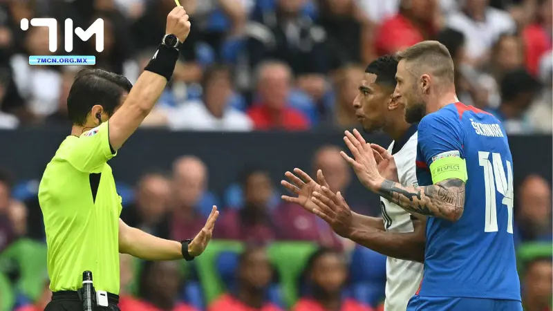 Có hành vi gây gổ bằng lời nói hoặc hành động